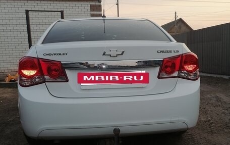 Chevrolet Cruze II, 2011 год, 715 000 рублей, 3 фотография