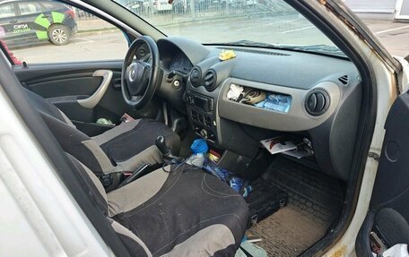 Renault Sandero I, 2011 год, 389 000 рублей, 3 фотография