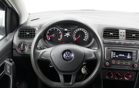 Volkswagen Polo VI (EU Market), 2018 год, 1 040 000 рублей, 8 фотография
