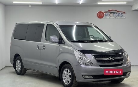 Hyundai Grand Starex Grand Starex I рестайлинг 2, 2014 год, 1 500 000 рублей, 3 фотография