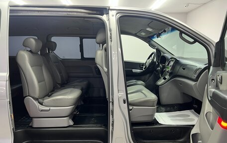 Hyundai Grand Starex Grand Starex I рестайлинг 2, 2014 год, 1 500 000 рублей, 11 фотография