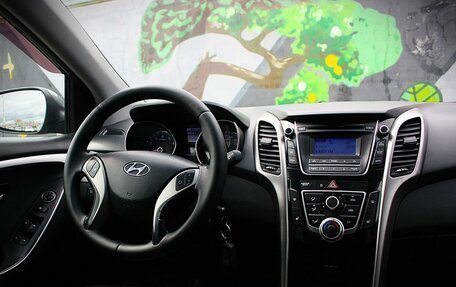 Hyundai i30 II рестайлинг, 2013 год, 898 000 рублей, 10 фотография