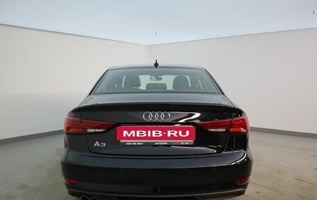 Audi A3, 2019 год, 2 300 000 рублей, 4 фотография
