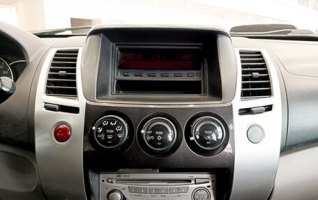 Mitsubishi Pajero Sport II рестайлинг, 2010 год, 1 318 000 рублей, 18 фотография