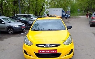 Hyundai Solaris II рестайлинг, 2013 год, 485 000 рублей, 1 фотография