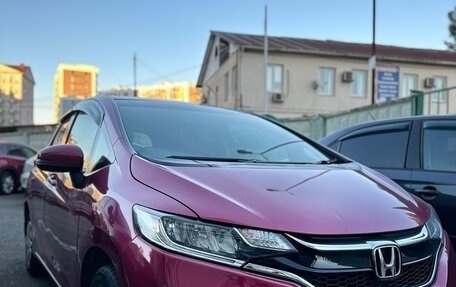 Honda Fit III, 2018 год, 1 050 000 рублей, 1 фотография