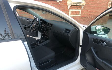 Volkswagen Jetta VI, 2015 год, 1 150 000 рублей, 5 фотография
