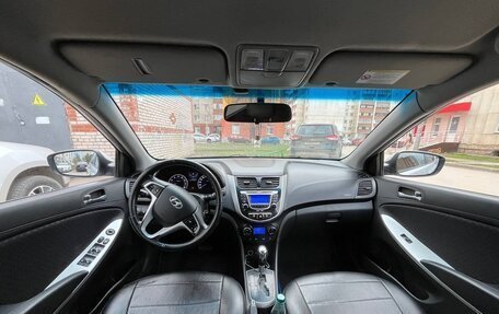 Hyundai Solaris II рестайлинг, 2012 год, 900 000 рублей, 12 фотография