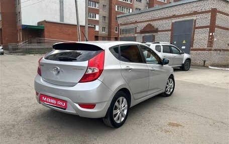 Hyundai Solaris II рестайлинг, 2012 год, 900 000 рублей, 8 фотография