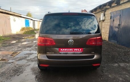 Volkswagen Touran III, 2011 год, 970 000 рублей, 6 фотография