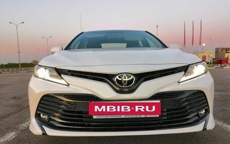 Toyota Camry, 2019 год, 2 900 000 рублей, 2 фотография