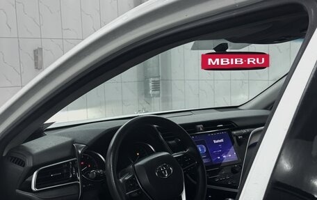 Toyota Camry, 2019 год, 2 900 000 рублей, 15 фотография