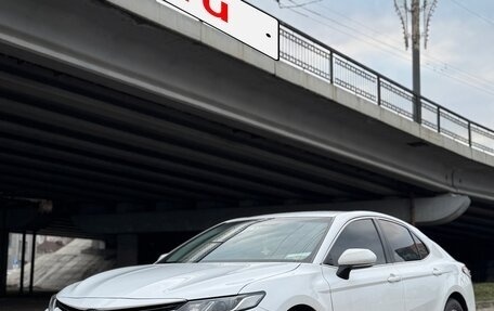 Toyota Camry, 2019 год, 2 900 000 рублей, 17 фотография