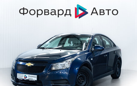 Chevrolet Cruze II, 2011 год, 700 000 рублей, 3 фотография