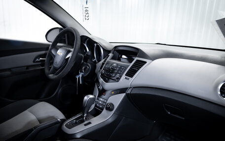 Chevrolet Cruze II, 2011 год, 700 000 рублей, 16 фотография