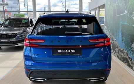 Skoda Kodiaq, 2025 год, 6 050 000 рублей, 5 фотография