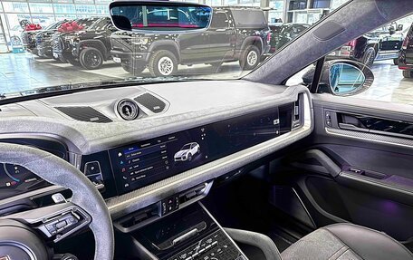 Porsche Cayenne III, 2025 год, 35 000 000 рублей, 27 фотография