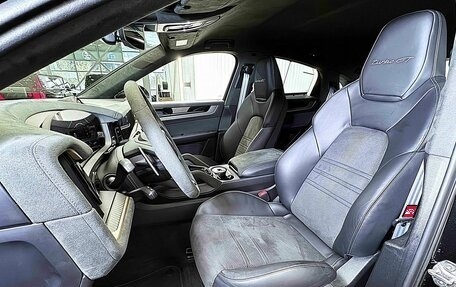 Porsche Cayenne III, 2025 год, 35 000 000 рублей, 20 фотография