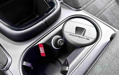 Porsche Cayenne III, 2025 год, 35 000 000 рублей, 33 фотография