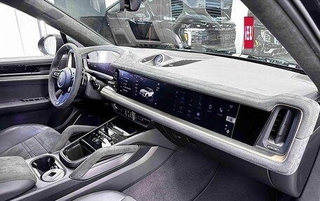 Porsche Cayenne III, 2025 год, 35 000 000 рублей, 35 фотография