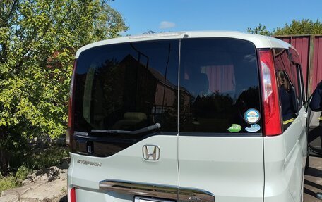 Honda Stepwgn IV, 2015 год, 1 760 000 рублей, 7 фотография
