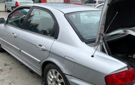 Hyundai Sonata IV рестайлинг, 2005 год, 380 000 рублей, 5 фотография
