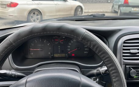 Hyundai Sonata IV рестайлинг, 2005 год, 380 000 рублей, 11 фотография