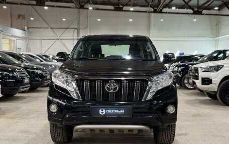 Toyota Land Cruiser Prado 150 рестайлинг 2, 2013 год, 3 280 000 рублей, 2 фотография