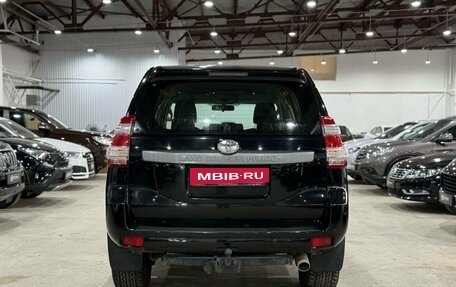 Toyota Land Cruiser Prado 150 рестайлинг 2, 2013 год, 3 280 000 рублей, 5 фотография