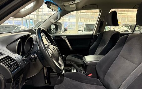 Toyota Land Cruiser Prado 150 рестайлинг 2, 2013 год, 3 280 000 рублей, 7 фотография