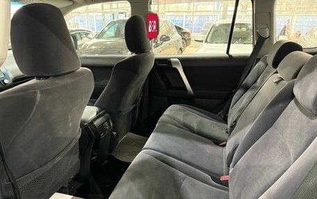 Toyota Land Cruiser Prado 150 рестайлинг 2, 2013 год, 3 280 000 рублей, 8 фотография