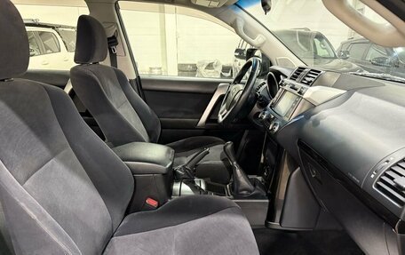 Toyota Land Cruiser Prado 150 рестайлинг 2, 2013 год, 3 280 000 рублей, 10 фотография
