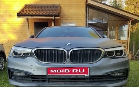 BMW 5 серия, 2018 год, 3 300 000 рублей, 11 фотография