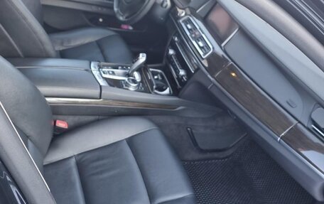 BMW 7 серия, 2015 год, 2 700 000 рублей, 3 фотография