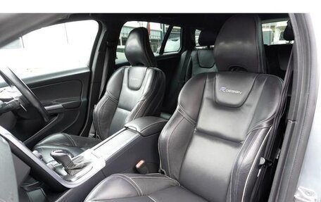 Volvo V60 I, 2018 год, 1 500 000 рублей, 9 фотография