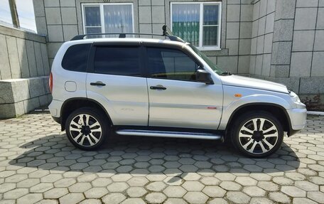 Chevrolet Niva I рестайлинг, 2012 год, 600 000 рублей, 8 фотография