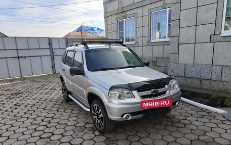 Chevrolet Niva I рестайлинг, 2012 год, 600 000 рублей, 12 фотография