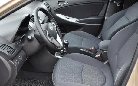 Hyundai Solaris II рестайлинг, 2013 год, 840 000 рублей, 14 фотография