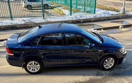 Volkswagen Polo VI (EU Market), 2017 год, 1 250 000 рублей, 2 фотография
