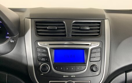 Hyundai Solaris II рестайлинг, 2013 год, 698 000 рублей, 15 фотография