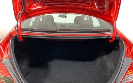 Hyundai Solaris II рестайлинг, 2013 год, 698 000 рублей, 19 фотография