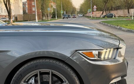 Ford Mustang VI рестайлинг, 2017 год, 2 130 000 рублей, 14 фотография