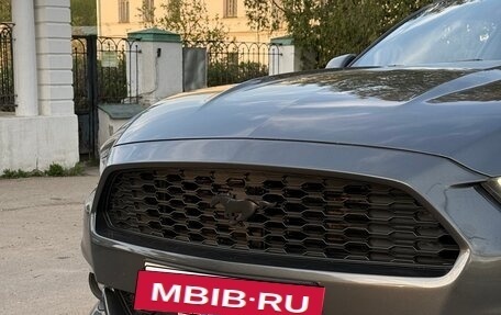 Ford Mustang VI рестайлинг, 2017 год, 2 130 000 рублей, 10 фотография