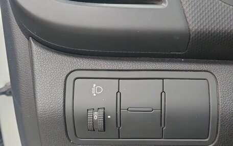 Hyundai Solaris II рестайлинг, 2016 год, 1 200 000 рублей, 12 фотография