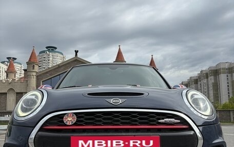 MINI Hatch, 2018 год, 3 120 000 рублей, 2 фотография
