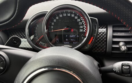 MINI Hatch, 2018 год, 3 120 000 рублей, 13 фотография