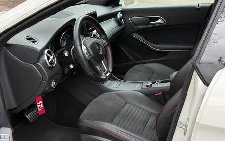 Mercedes-Benz CLA, 2014 год, 2 200 000 рублей, 14 фотография