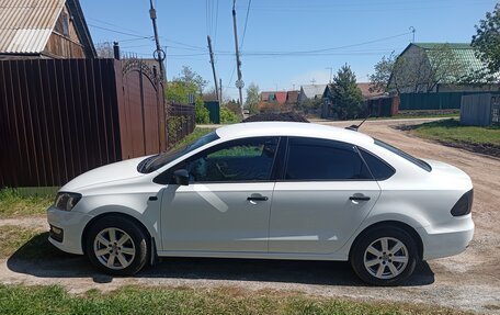 Volkswagen Polo VI (EU Market), 2018 год, 675 000 рублей, 2 фотография