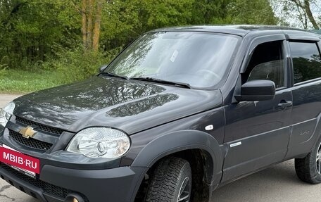 Chevrolet Niva I рестайлинг, 2013 год, 520 000 рублей, 2 фотография