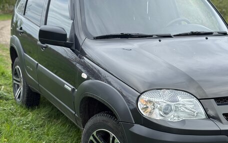 Chevrolet Niva I рестайлинг, 2013 год, 520 000 рублей, 3 фотография